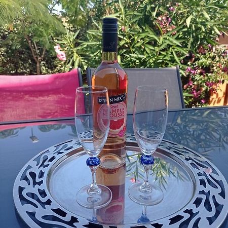 Appartement Cosy A Sanary Plage De Portissol-Climatise-Parking Prive المظهر الخارجي الصورة