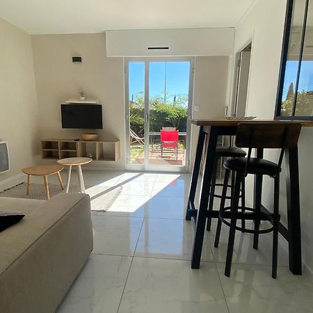 Appartement Cosy A Sanary Plage De Portissol-Climatise-Parking Prive المظهر الخارجي الصورة
